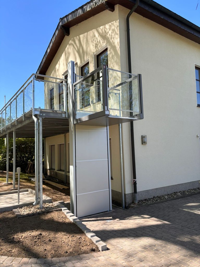 UnaPorte im Außenbereich
